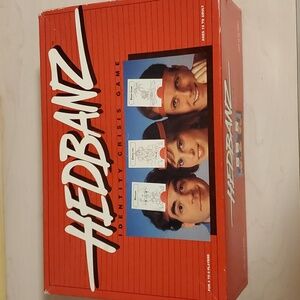 Hedbanz - Identity Crisis Game by Games Gang, Ltd.